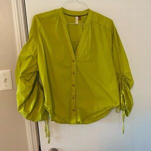 Pilcro chartreuse top M
